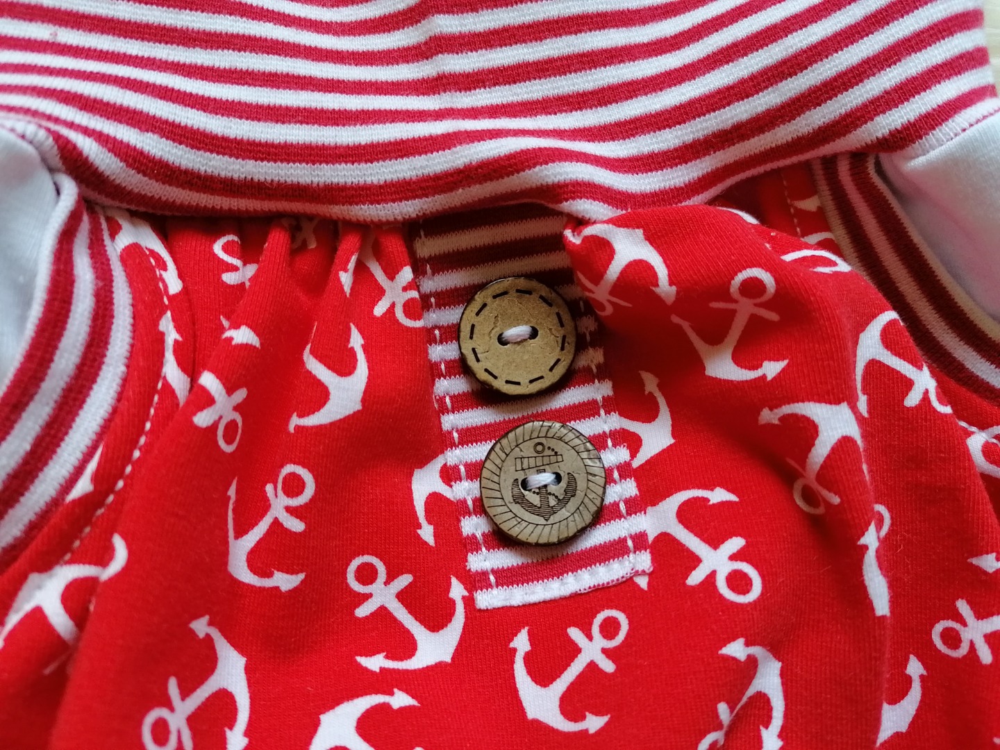 Baby Kind Pumprock Ballonrock mit Taschen Anker rot mit Zier-Knopfleiste in Wunschgröße 74 -140 2