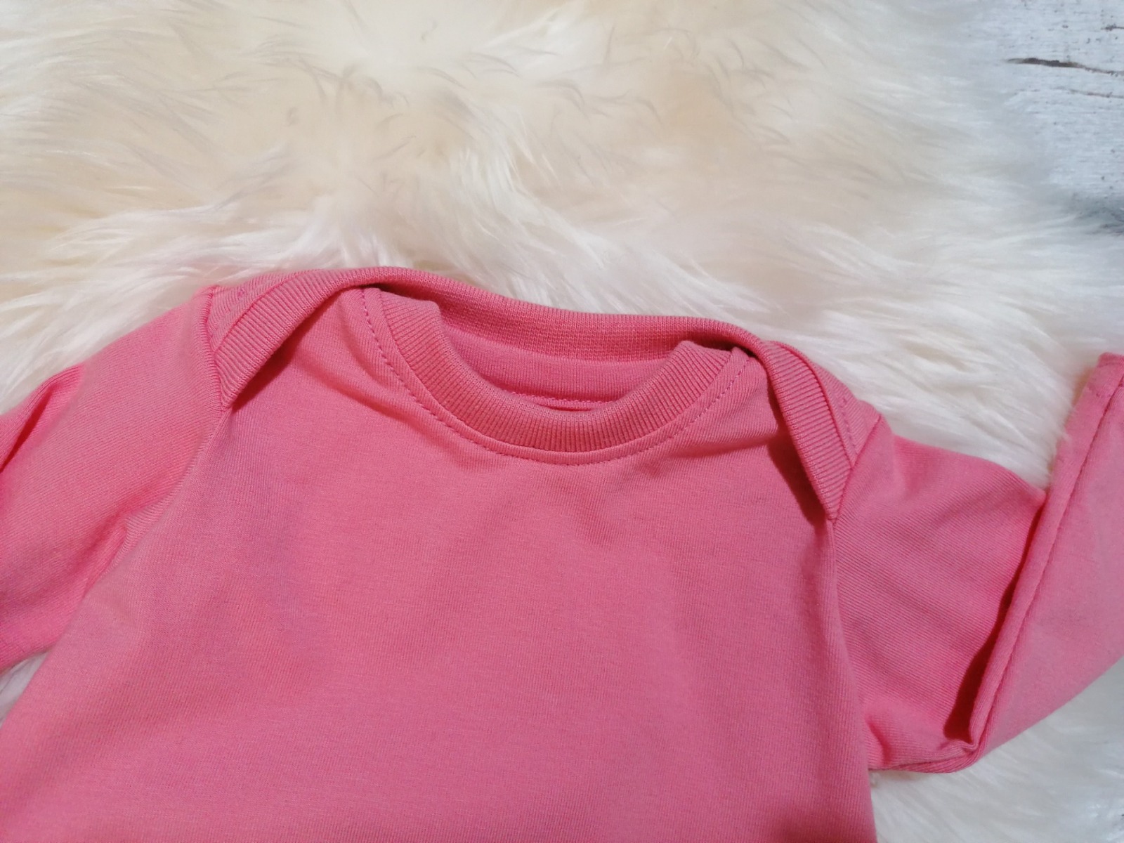 Babyset für Mädchen 4-teilig Pumphose Halstuch Mütze Shirt oder Body mit amerikanischem Ausschnitt Langarm oder Kurzarm Größe 50 bis 80 5