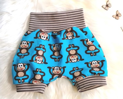 Baby Kind Kurze Pumphose Shorts Affen blau Größe 56-116 Babyhose mitwachsende Sommerhose Babyshorts - Die Affenbande als kurze Hose für Babys und Kinder - erhältlich in 2 Farben