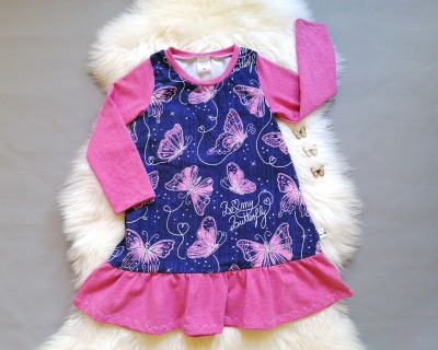 Baby Kind Langarm- oder Kurzarmkleid mit Rüsche Schmetterlinge Jeansoptik rosa pink in Wunschgröße 56 bis 122 - romantisches Mädchenkleid mit langen oder kurzen Ärmeln