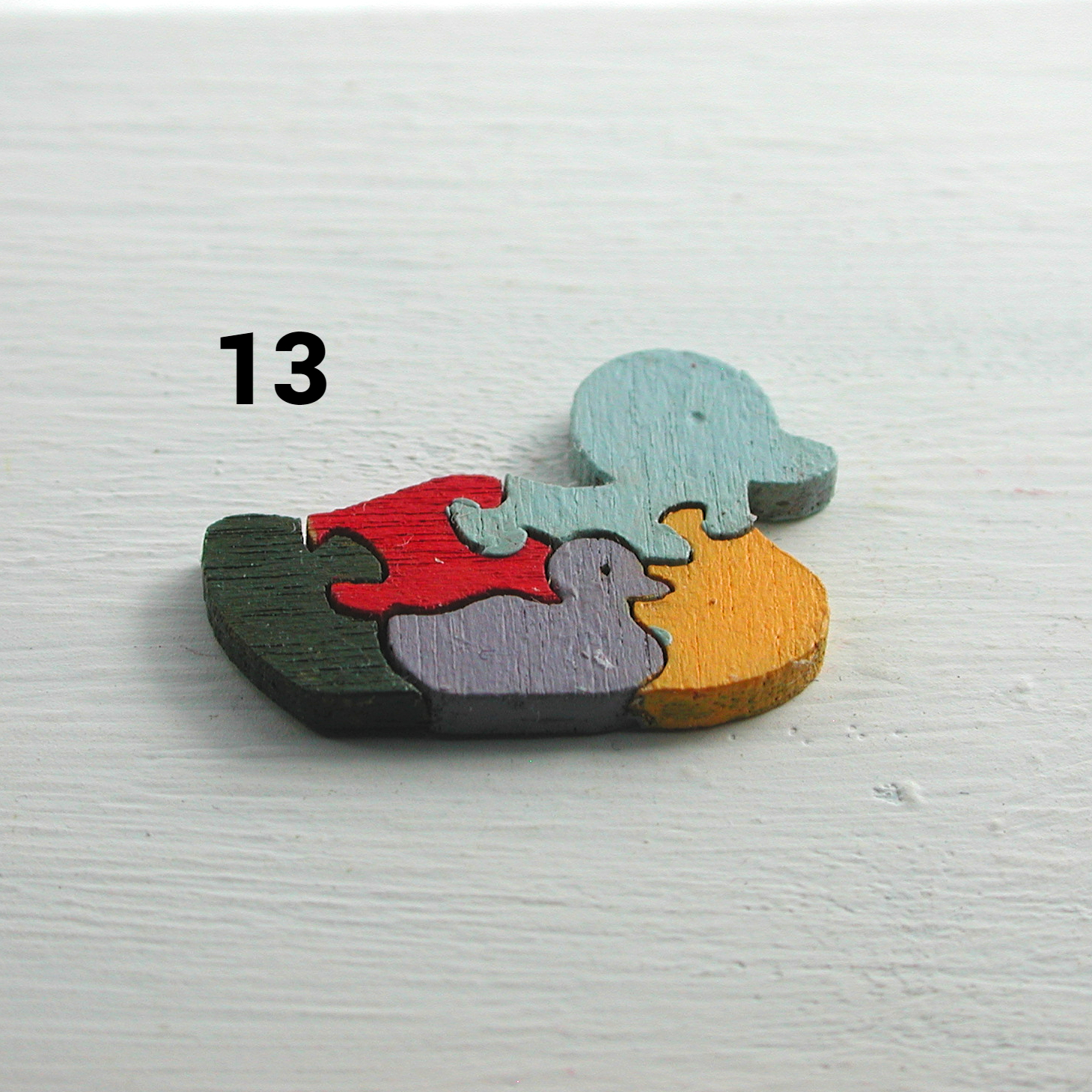 Holzpuzzle Elefant Ente oder Schildkröte in Miniatur für die Puppenstube 4