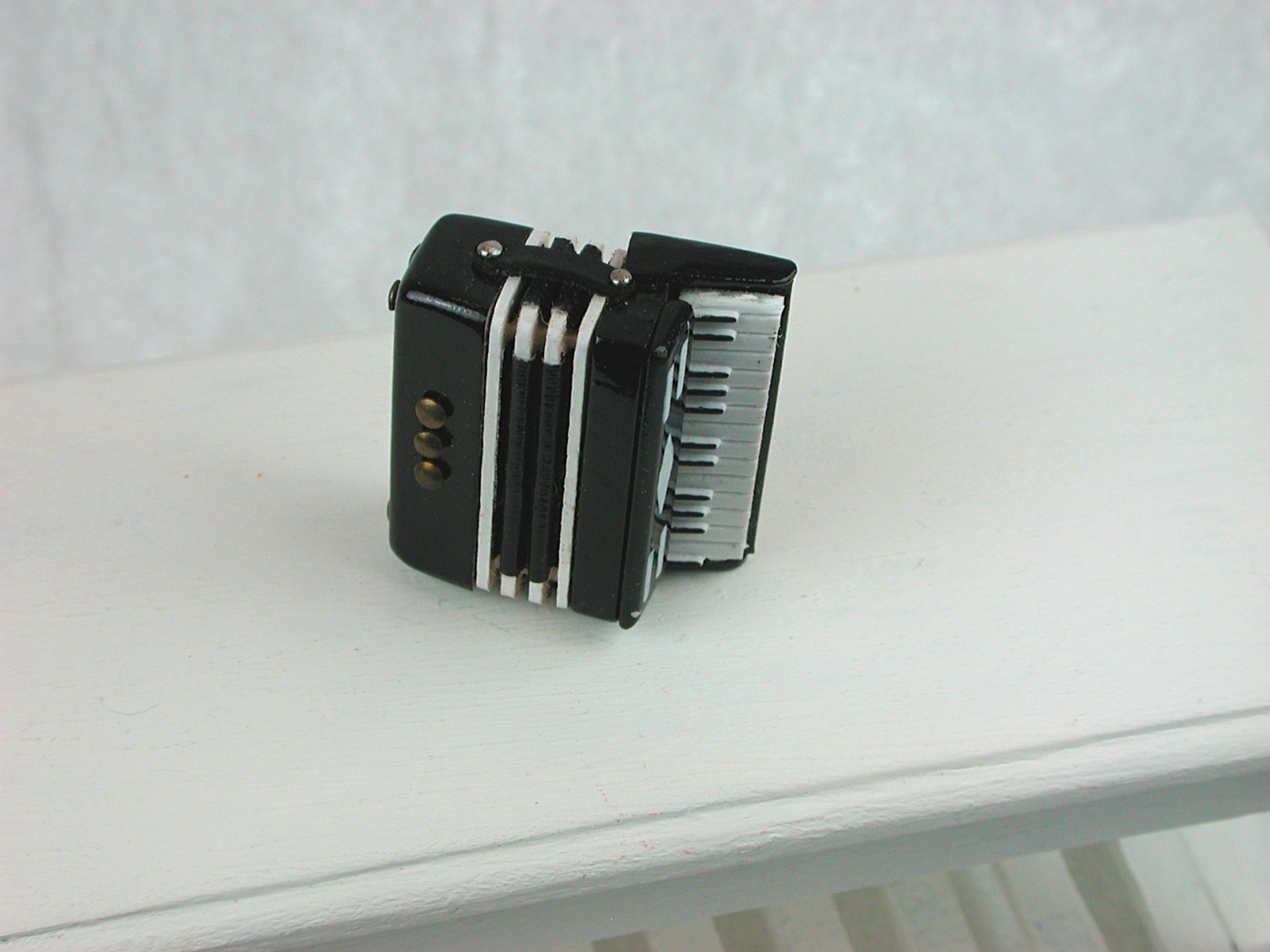 Akkordeon in Miniatuer 1zu12 2
