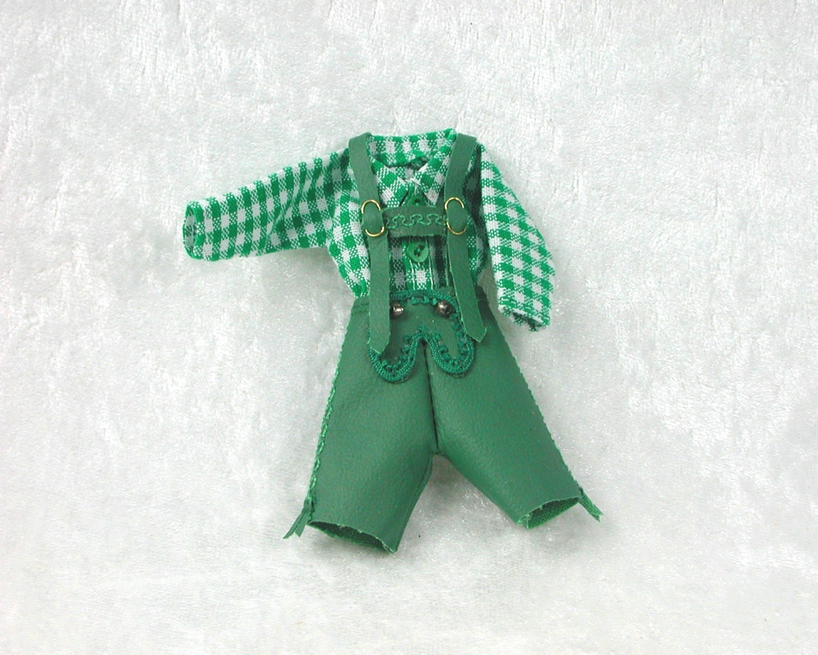 Lederhose mit kariertem Hemd für den 10 cm großen Jungen von Heidi Ott, Miniatur für die