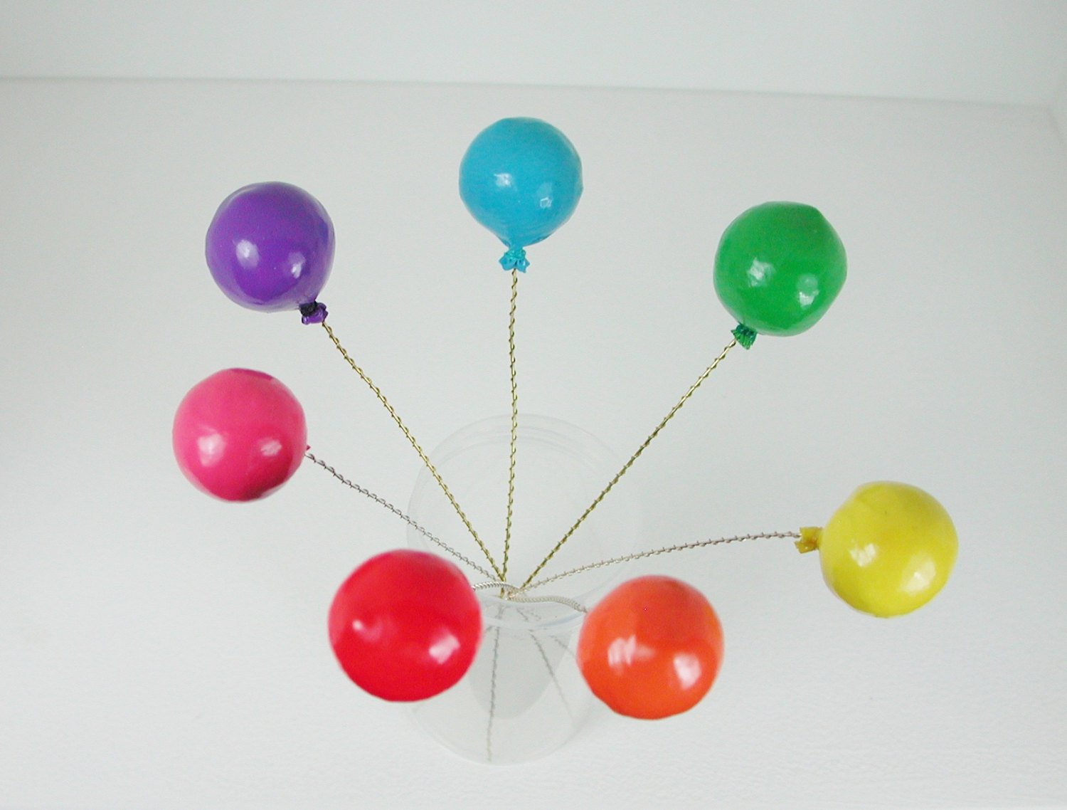 Luftballon in 1:12 Spielzeug für das Puppenhaus Kind 10
