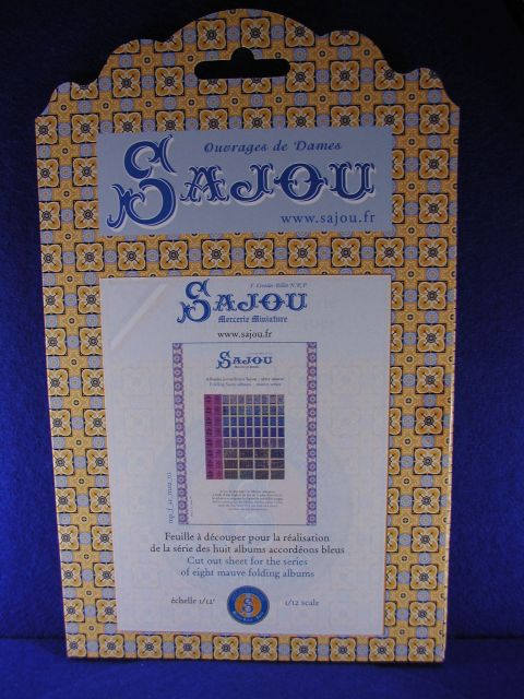 Sajou-Miniatur-Kurzwaren Sajou-Alben Lila Serie Bastelkit aus Papier in Miniatur für die
