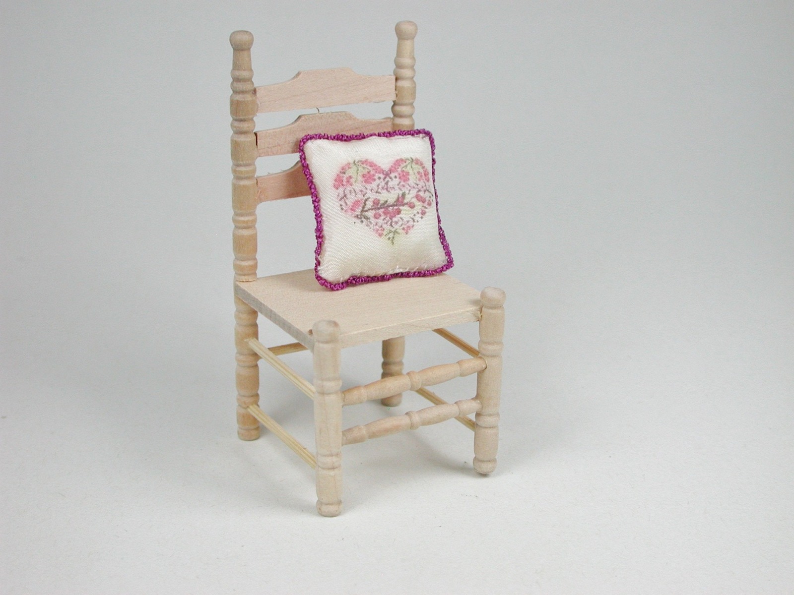 Stuhl für die Puppenstube