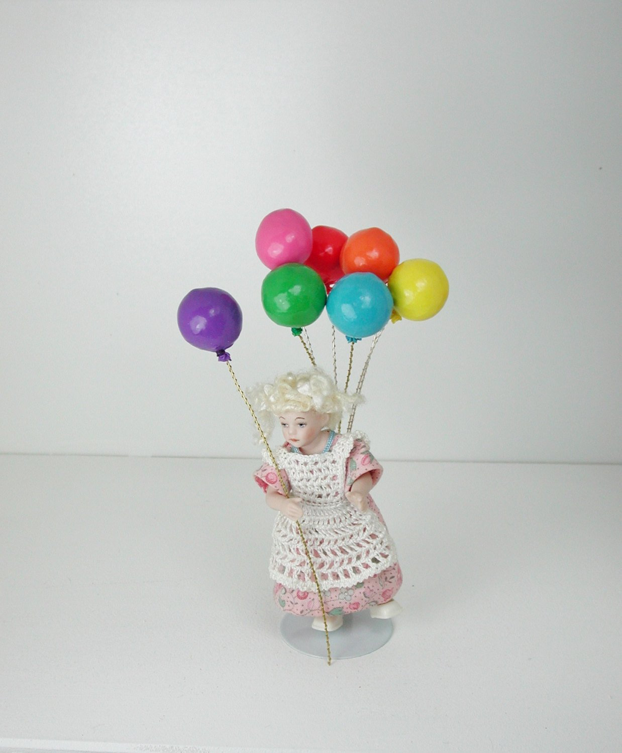 Luftballon in 1:12 Spielzeug für das Puppenhaus Kind 8