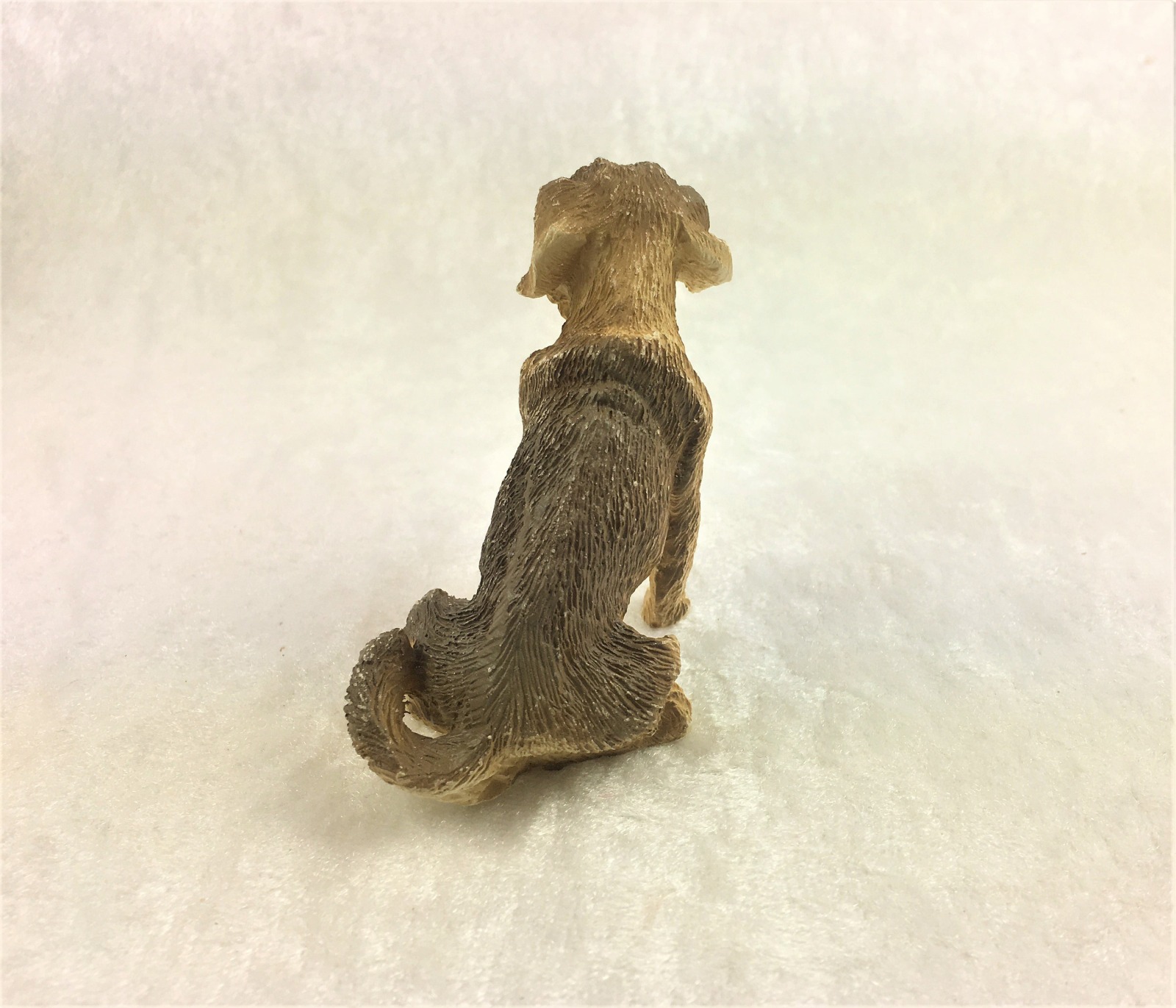 Irischer Wolfshund für die Puppenstube das Puppenhaus Krippen Miniaturen Modellbau 3