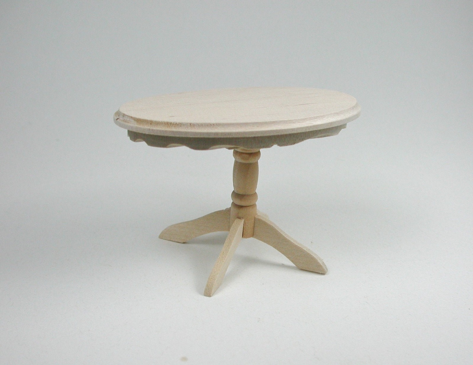 Miniatur ovaler Tisch aus Holz von Creal für 1:12 Puppenstuben creme 