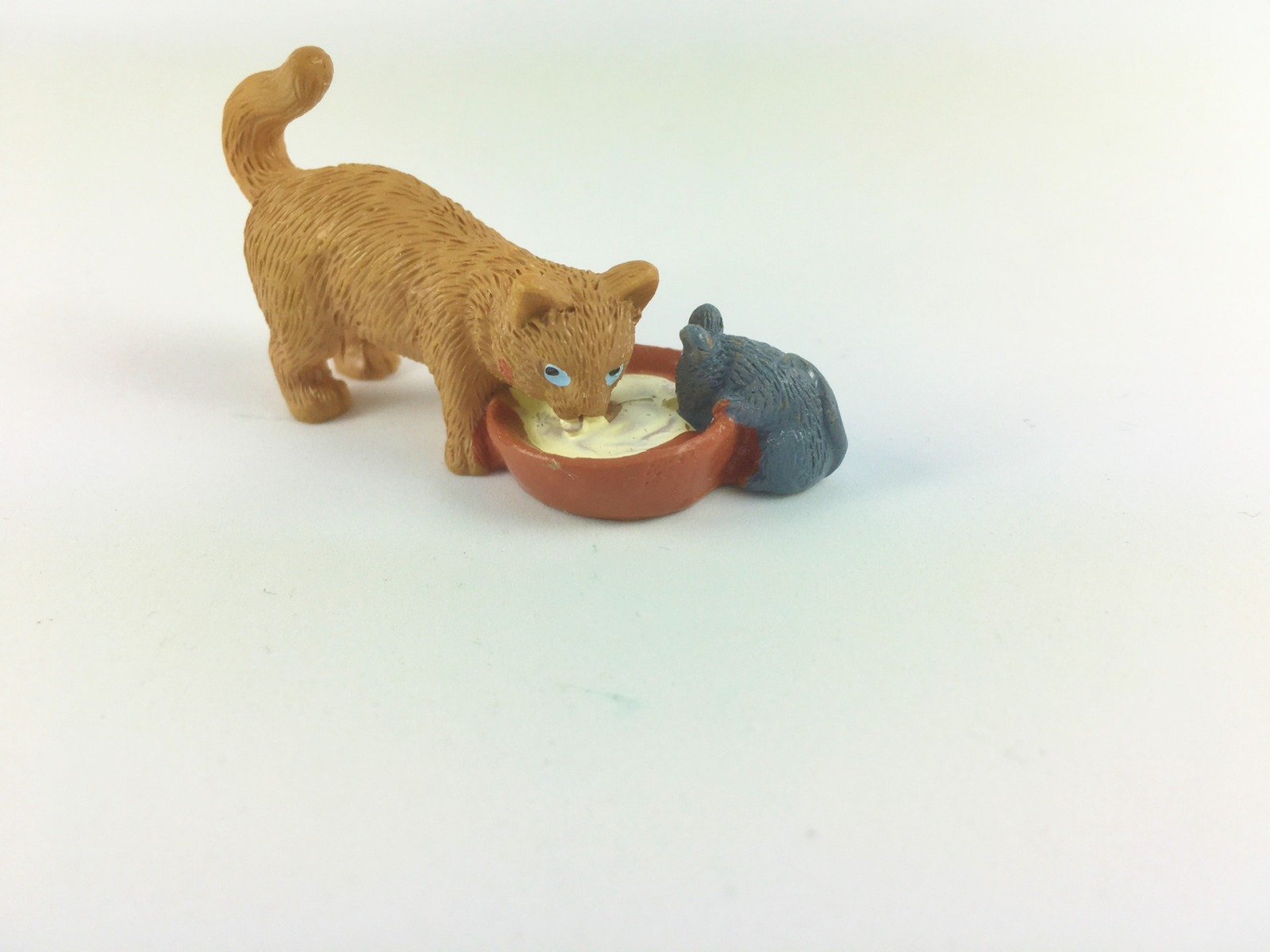 Katze mit Maus in Miniatur 1zu12 5