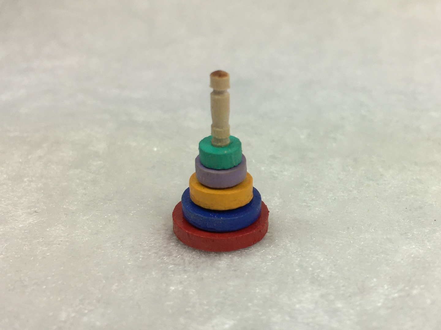 Rundes Turmsteckspiel in Miniatur 1zu12 5