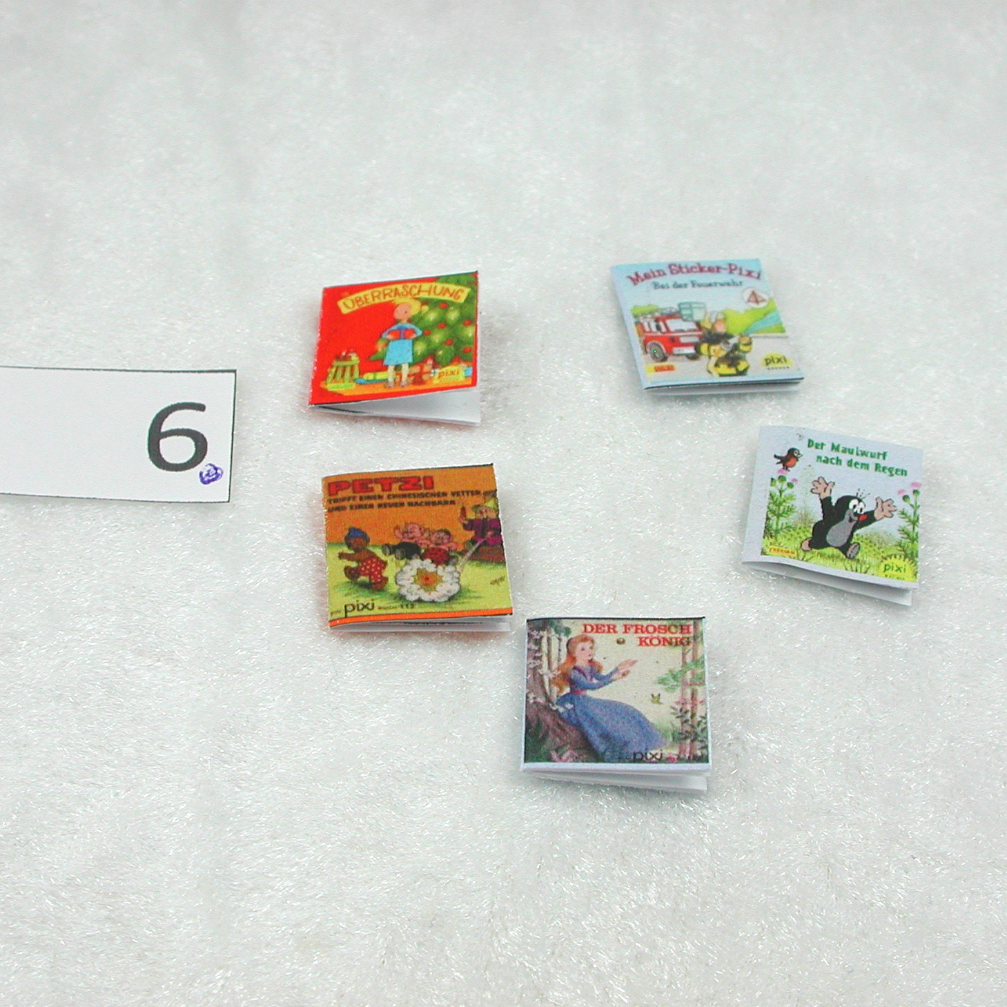 Kleine Kinderbücher für das Puppenhauskind zum vorlesen in Miniatur 1:12, 4