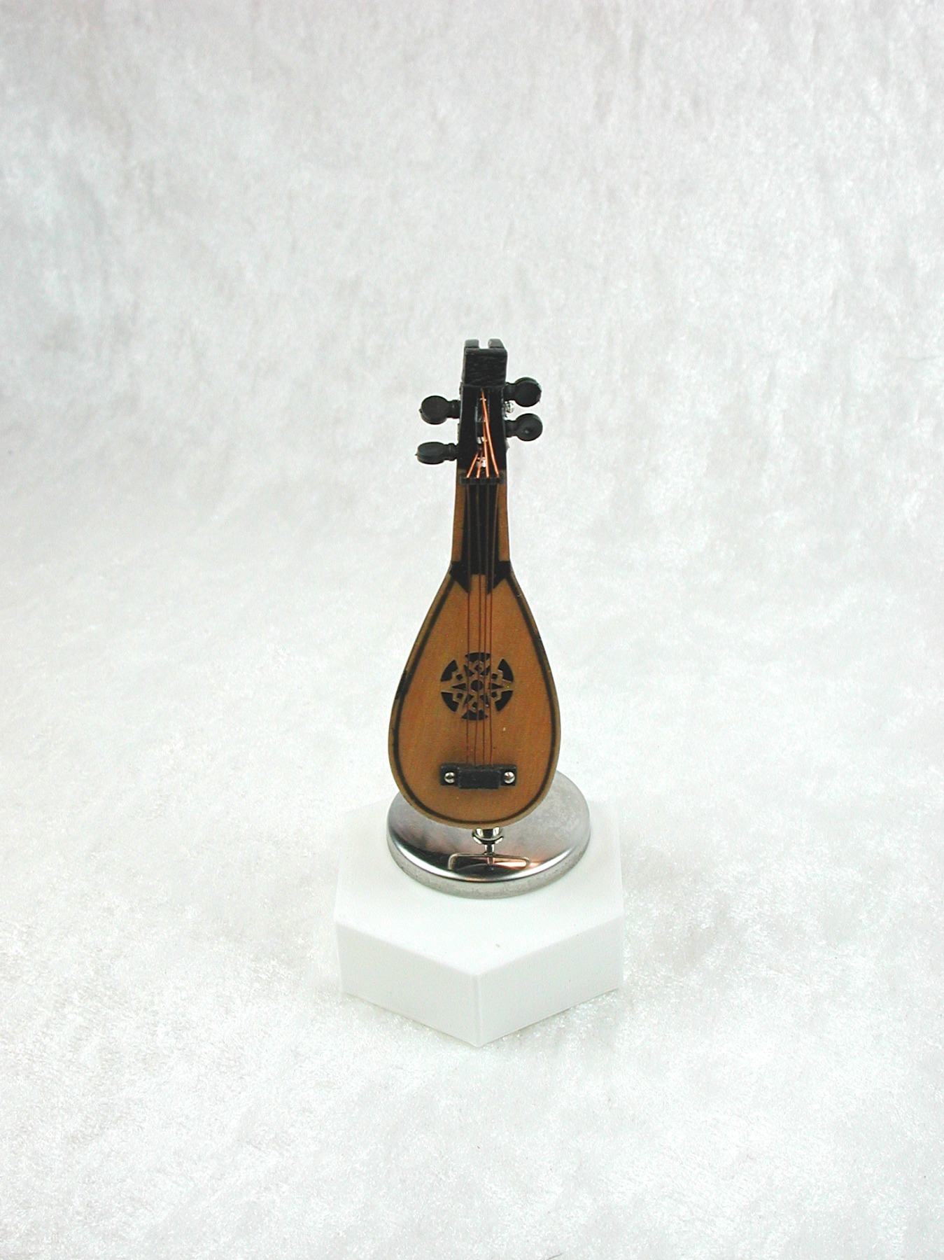 Mandoline in Miniatur 1zu12 2
