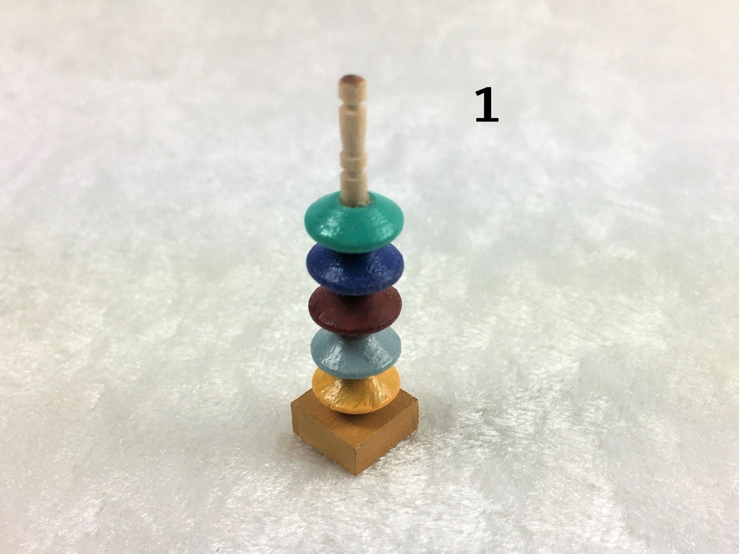 Steckspiel Turm in Miniatur 3