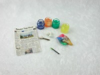 Eier färben, eine kleine Szene in Miniatur für die Puppenstube 3
