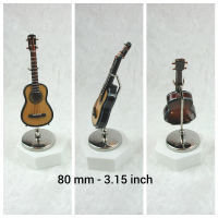 Gitarre hell in Miniatur 1:12 , Zupfinstrument