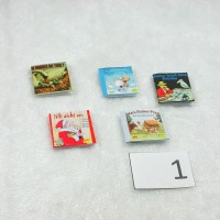 Kleine Kinderbücher für das Puppenhauskind zum vorlesen in Miniatur 1:12,