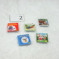 Kleine Kinderbücher für das Puppenhauskind zum vorlesen in Miniatur 1:12, 2