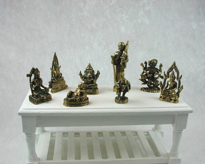 Buddha in Miniatur - Puppenhauszubehör, Puppenstubenzubehör, Puppenhausmöbel, Puppenstubenmöbel,