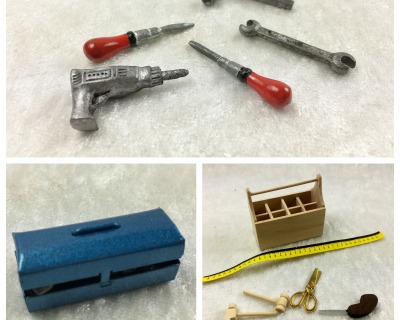 Werkzeug Werkzeugkasten Werkzeugkiste Hobel Laubsäge Hammer für die Puppenstube das Puppenhaus Krippen Modellbau