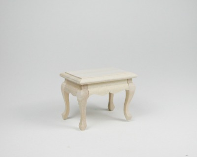 Kleiner Tisch 1:12 Miniatur