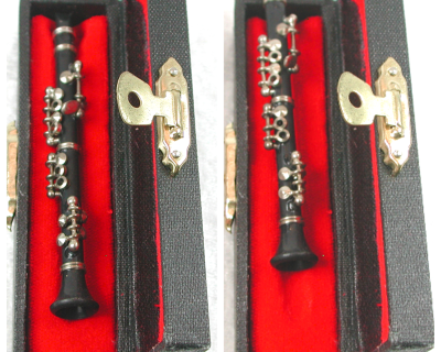 Klarinette in Miniatur 1.12 Blasinstrument mit Koffer - Puppenhauszubehör, Puppenstubenzubehör,