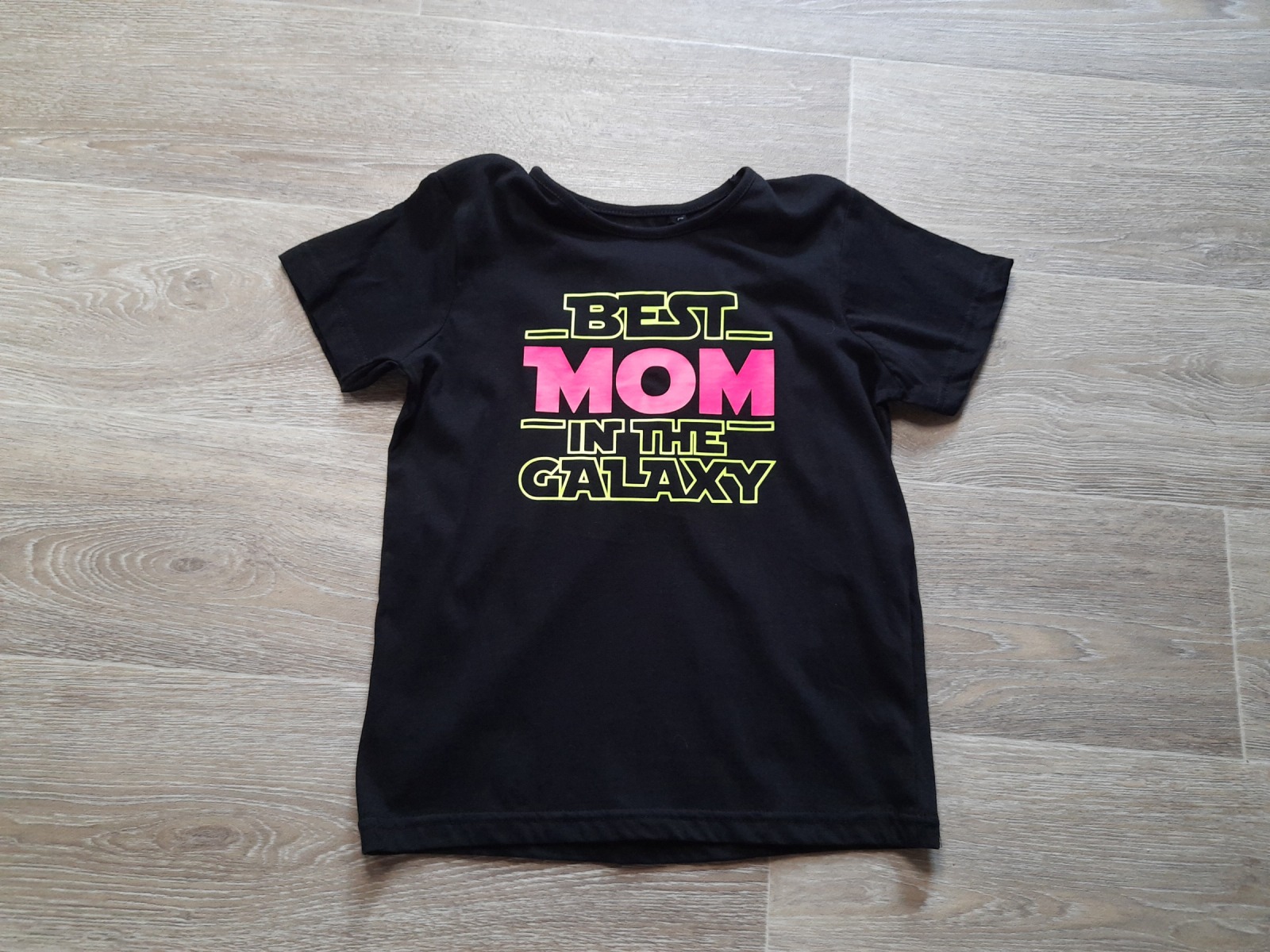 T-Shirt Gr. 128 Best MOM in the Galaxy