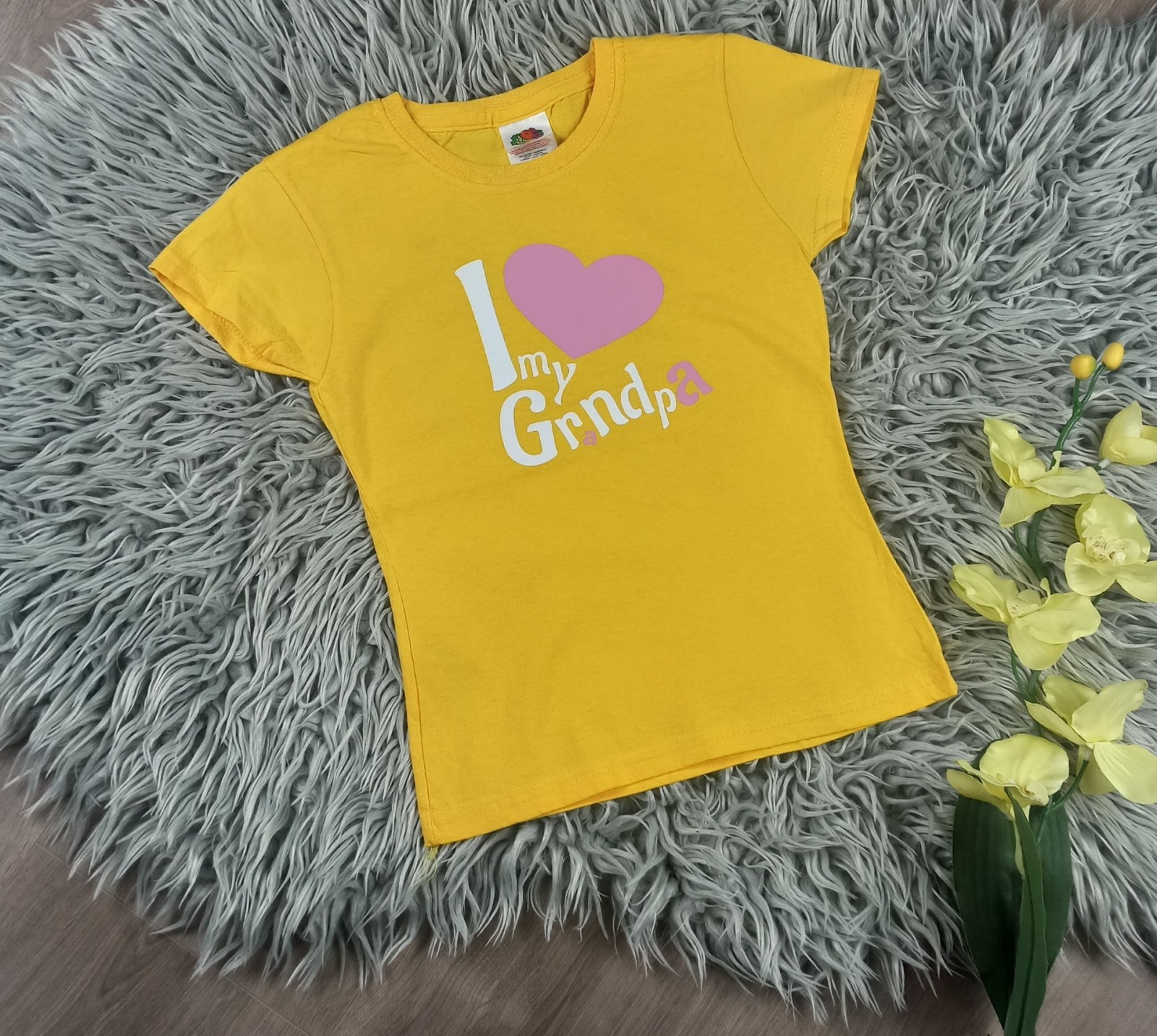 Bedrucktes T-Shirt für Mädchen I love my Grandpa Gr 104