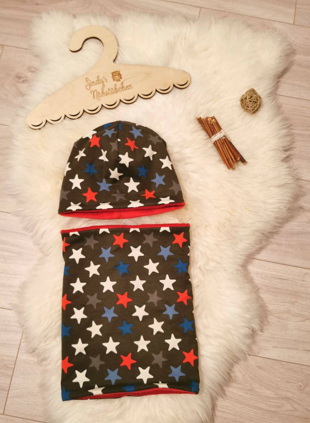 Sofortkauf Handmade Sterne Set Beanie und Loop mit Fleece Winter Mütze KU 46-48 Sindys Nähstübche