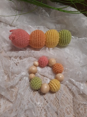 Sofortkauf Handmade Raupe Regenbogen - Wollträumerei - handgefertigtes Spielzeug für Babys
