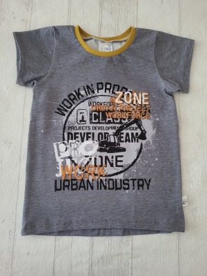 Sofortkauf Handmade T-Shirt kurzarm Baustelle grau Gr. 122 von NahtRabatz - handgenähtes T-Shirt
