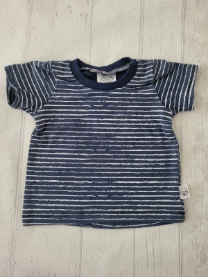 Sofortkauf Handmade T-Shirt kurzarm Streifen blau Gr. 62 von NahtRabatz - handgefertigtes T-Shirt
