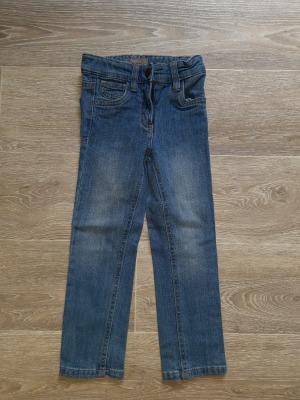 Second Hand Jeanshose mit verstellbaren Bündchen Gr. 98/104 impidimpi - blaue Hose für Kinder