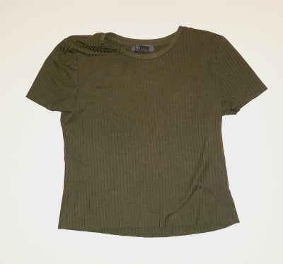 Second Hand kurzes Shirt Gr. 32 XS - grünes Shirt