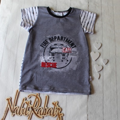 Sofortkauf Handmade T-Shirt kurzarm Feuerwehr grau weiß Gr 134 von NahtRabatz - handgenähtes