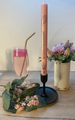 Sofortkauf Handmade rosa Stabkerze Herzlichen Glückwunsch von Miss Amber - Handmade Kerze zum Gebu