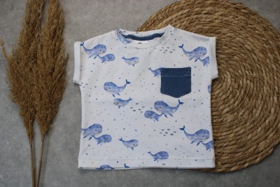 Sofortkauf Handmade T- Shirt Wale Gr. 62/68 von Johannas Nähkästchen - von Hand genähtes T-Shirt