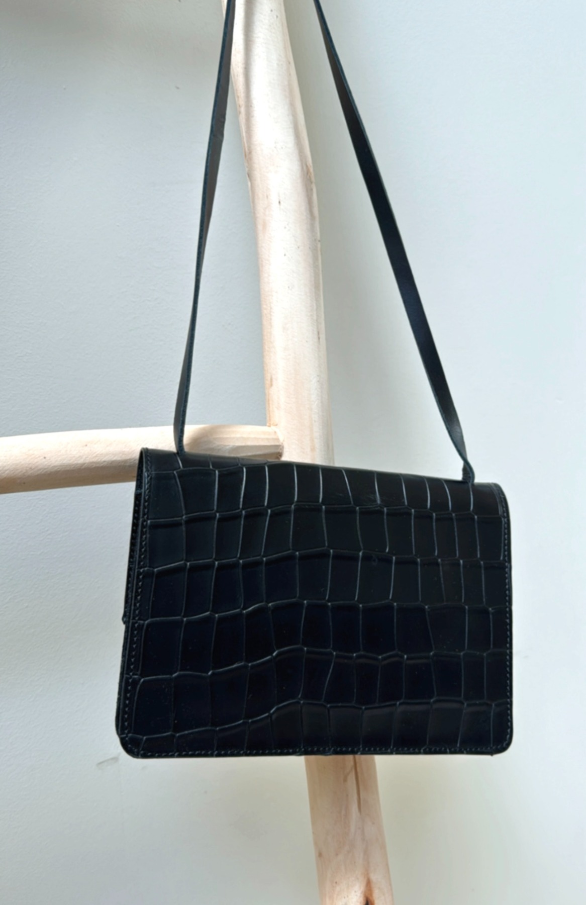 ann kurz - Medium Phone Bag - Croco/Suede Black 2