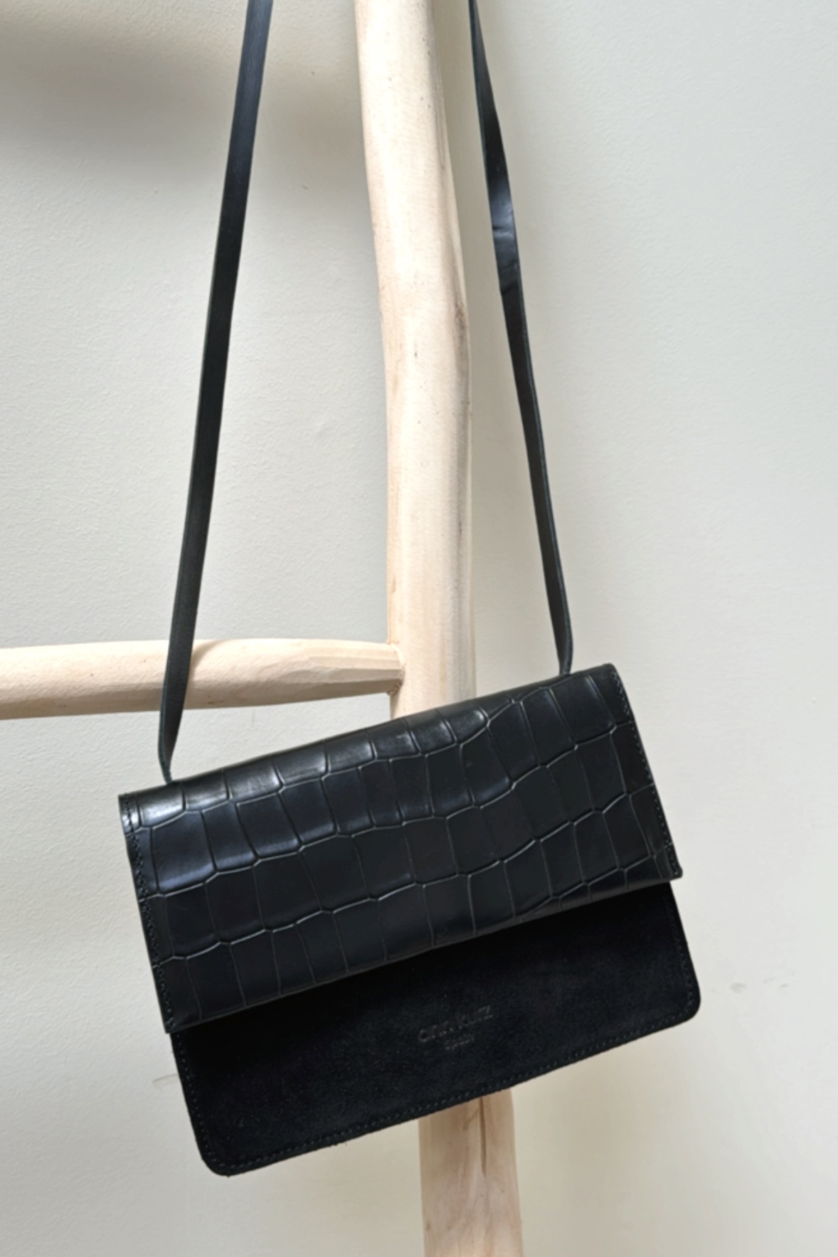 ann kurz - Medium Phone Bag - Croco/Suede Black