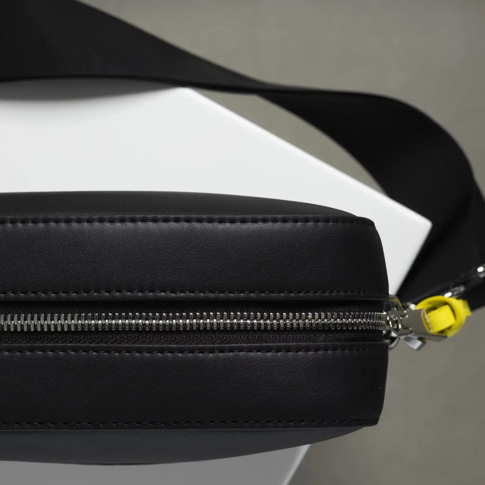 VIVI MARI - crossbody bag strap basic woven - black 2