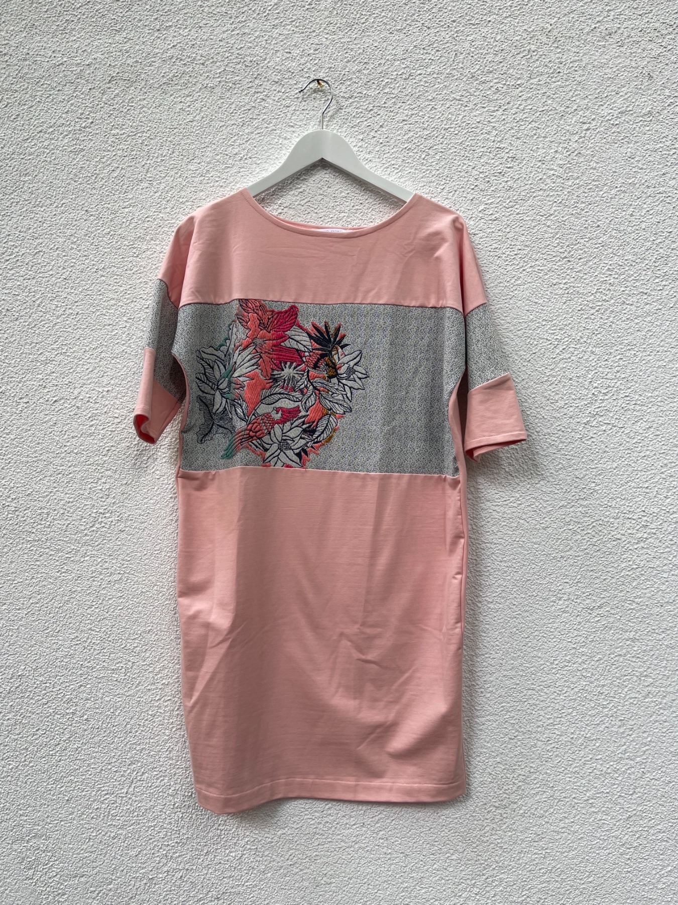 MIO ANIMO - SHIRT DRESS mit Jacquardeinatz rosé