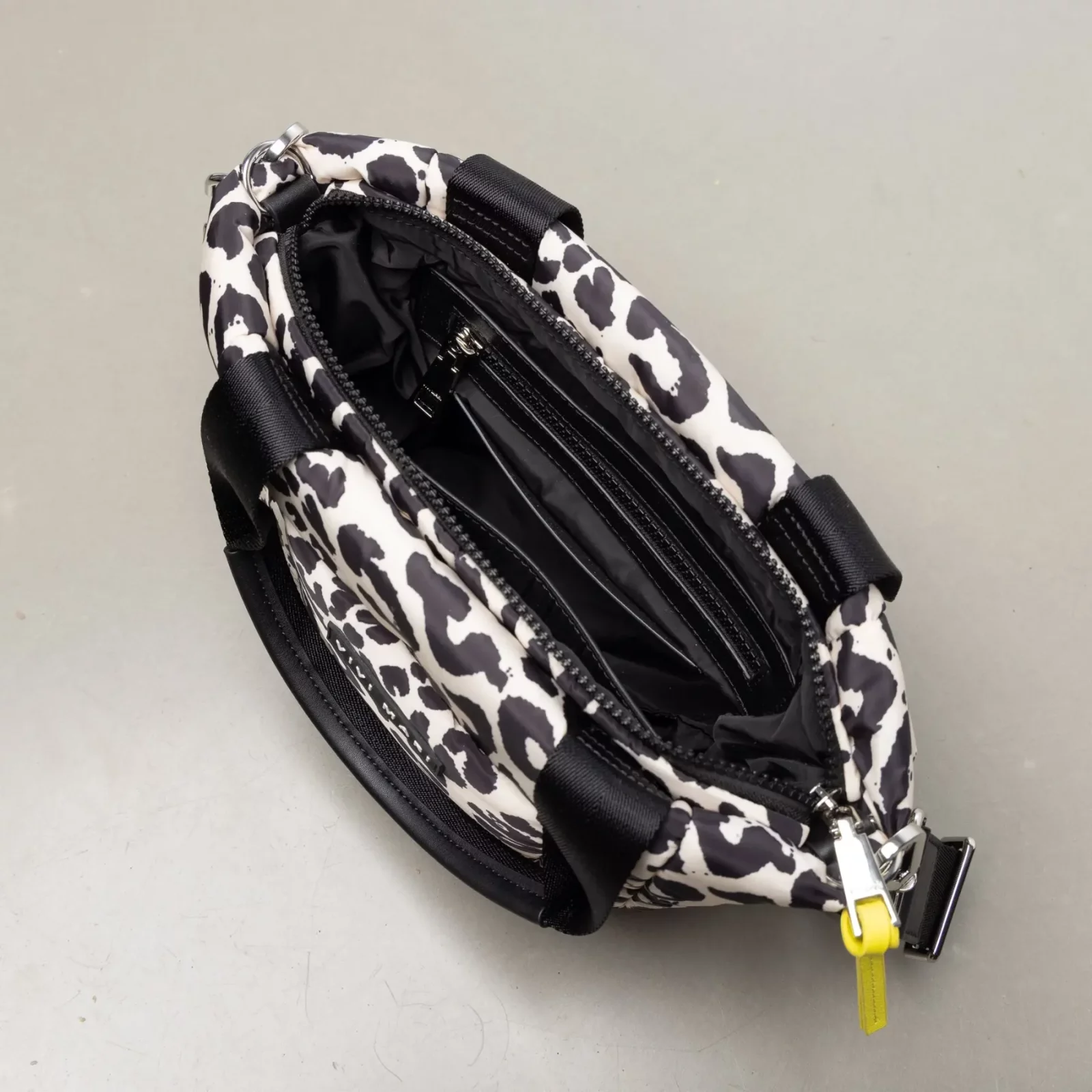 VIVI MARI - padded tote bag small strap basic woven slim - leo splashes black/sand 2
