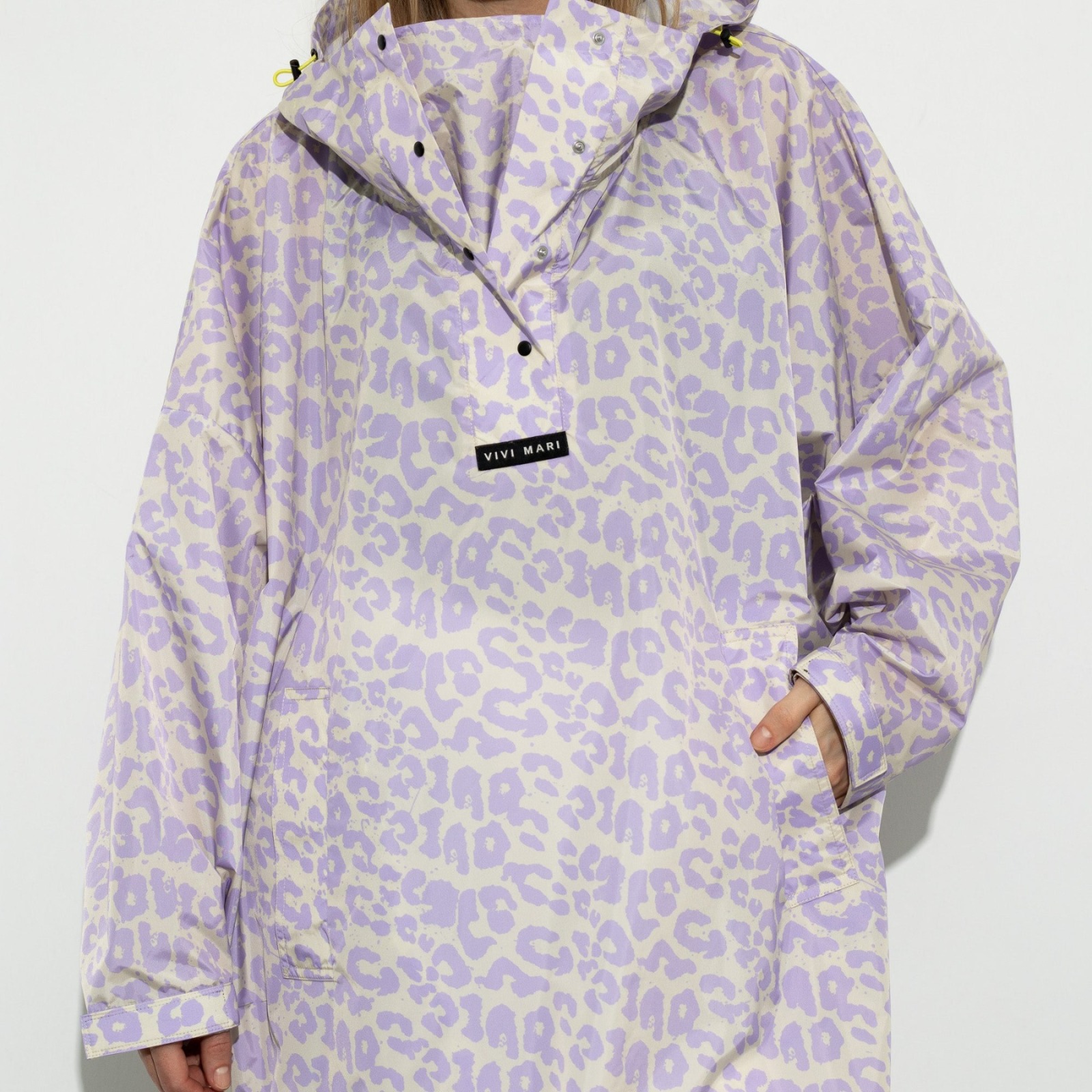 VIVI MARI - Raincoat leo splashes lavender/grey 5