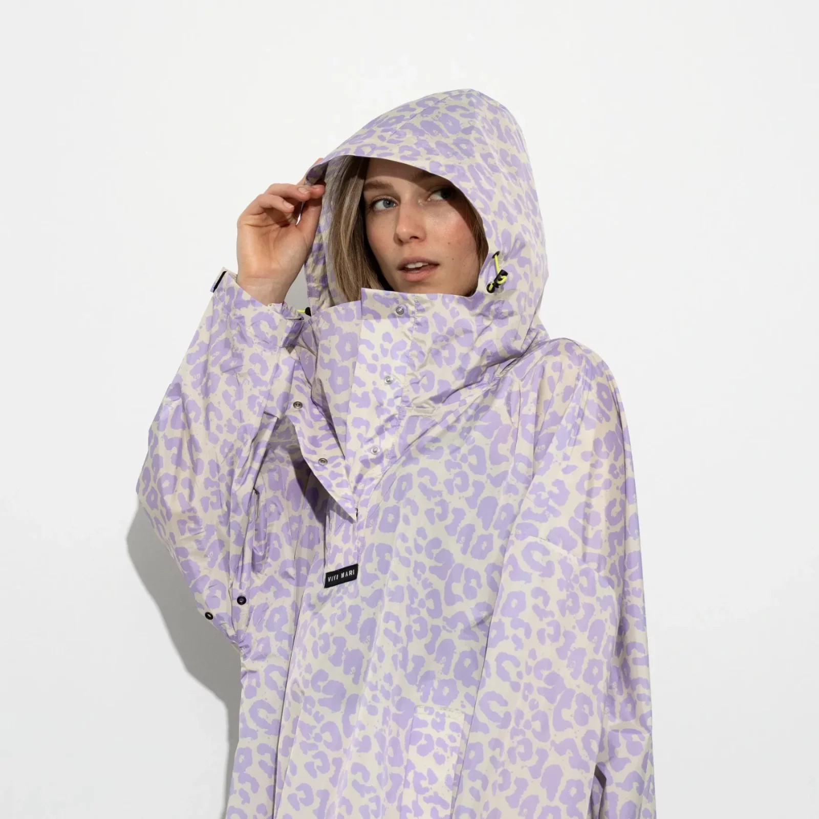 VIVI MARI - Raincoat leo splashes lavender/grey 11