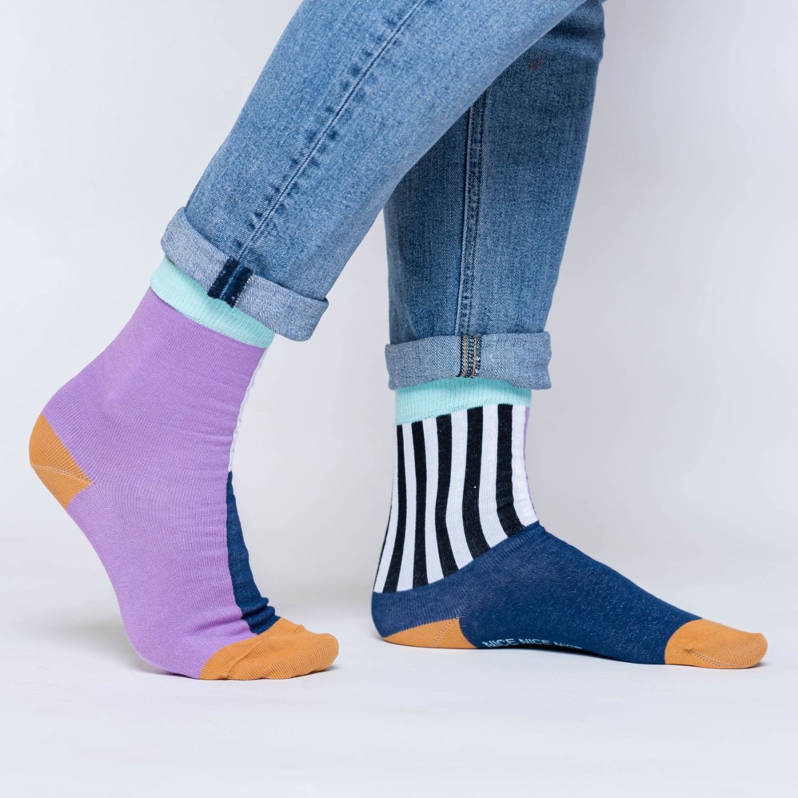 nicenicenice - nice socks half stripes purple 2