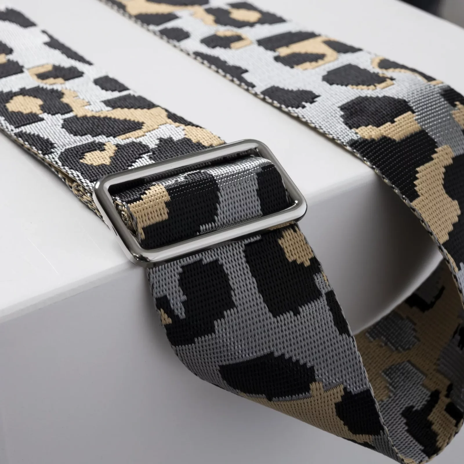 VIVI MARI - strap abstract leopard grey/black - taupe 2