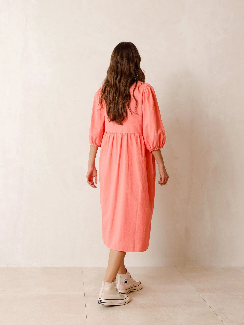 indi&amp;cold - FLOWY BECA DRESS IN GARMENT-DYED COTTON LINEN - Acid Pink 4