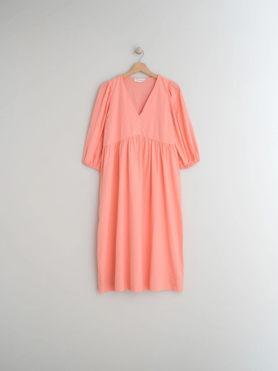 indi&amp;cold - FLOWY BECA DRESS IN GARMENT-DYED COTTON LINEN - Acid Pink 5