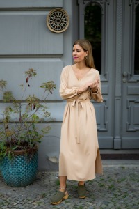 MIO ANIMO P U R E S E L E C T I O N AEYA DRESS Crepe Caramel 4