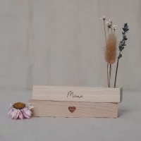 Eulenschnitt - Karten- und Trockenblumenständer 12cm Mama